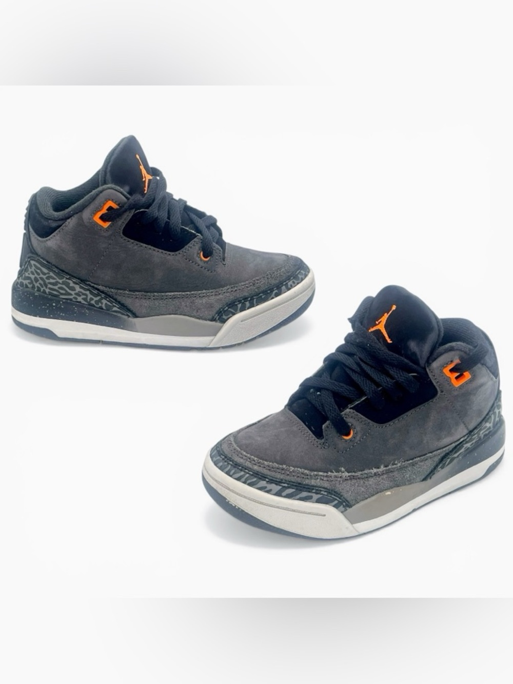 Nike Air Jordan 3 Retro Kids 11C Black Orange Cement Sneakers - Picture 2 of 10